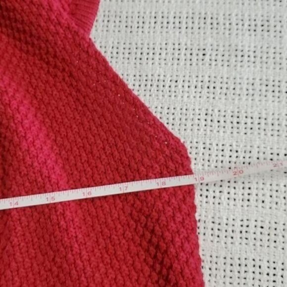 August Silk Sz. M Red Sweater Mock Neck Button Closure Vest - Picture 7 of 9
